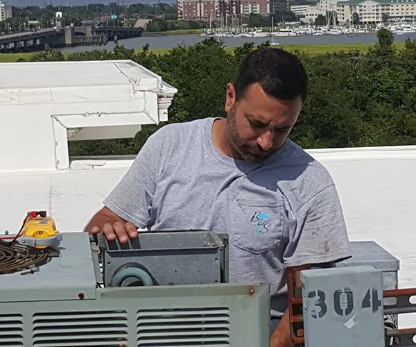 Signs an AC unit needs repairs